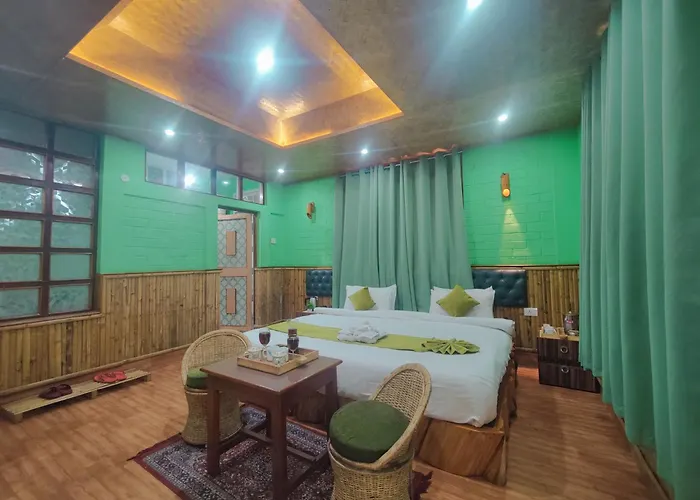 Jo'Stel Hotel Bamboo Inn - Best Rated In Gangtok