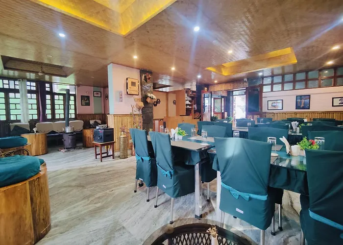 Jo'Stel Hotel Bamboo Inn - Best Rated In Gangtok